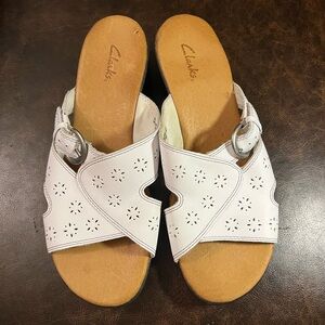 White Summer Slides 🤍